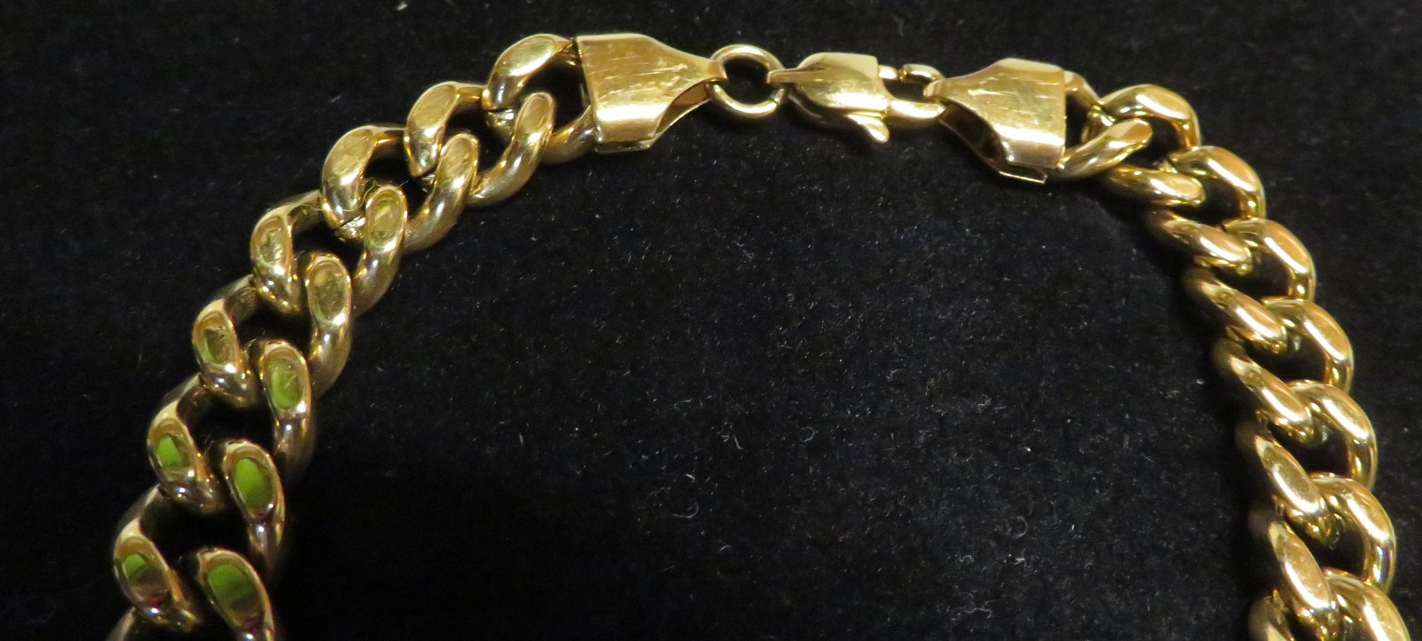 Vintage Miami Cuban Curb Link Chain 8″ Bracelet Gold Tone Unisex Unbranded Nice