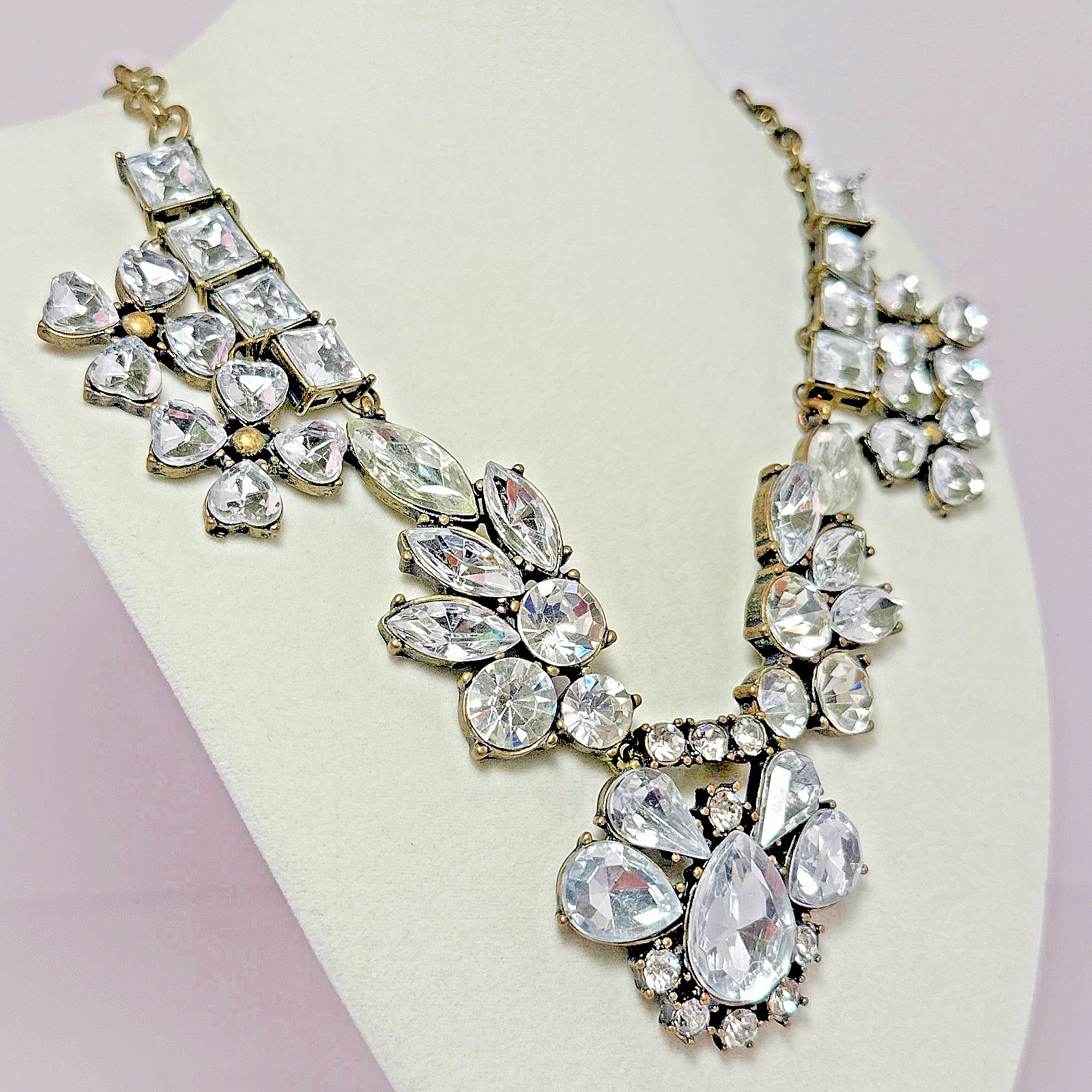 Leslie Danzis Crystal Cluster Teardrop Bib Statement Collar Necklace Gold Tone
