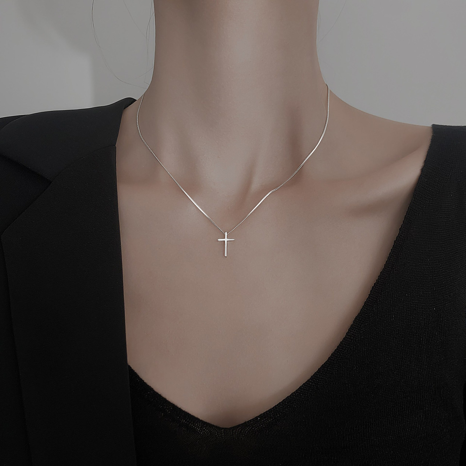 Stainless Steel Cross Plain & Simple Pendant Adjustable Necklace For Men Women