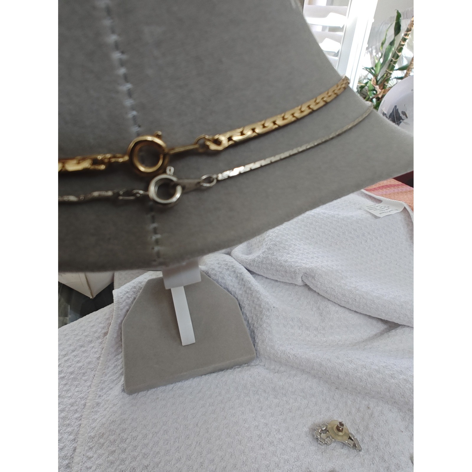 Necklace Lot Gold and Silver with bracelet 3pc