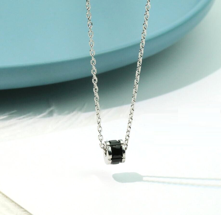 Silver Titanium Black Back Rotate Spring Ring Pendant Chain Necklace