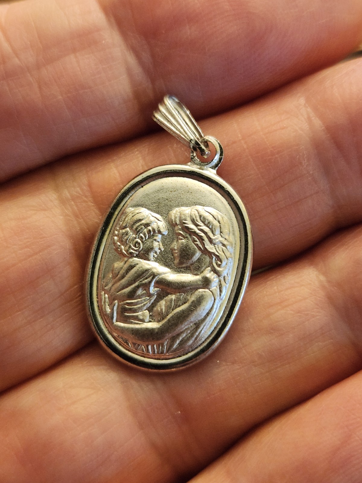 Mother and A child New Pendant Made in 925 Sterling silver Length 32mm