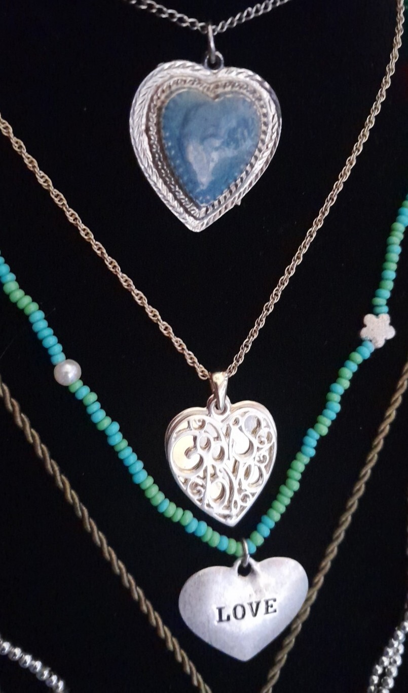 Vintage Modern Heart Necklace Lot 5 Pc American Eagle Silvertone Valentine