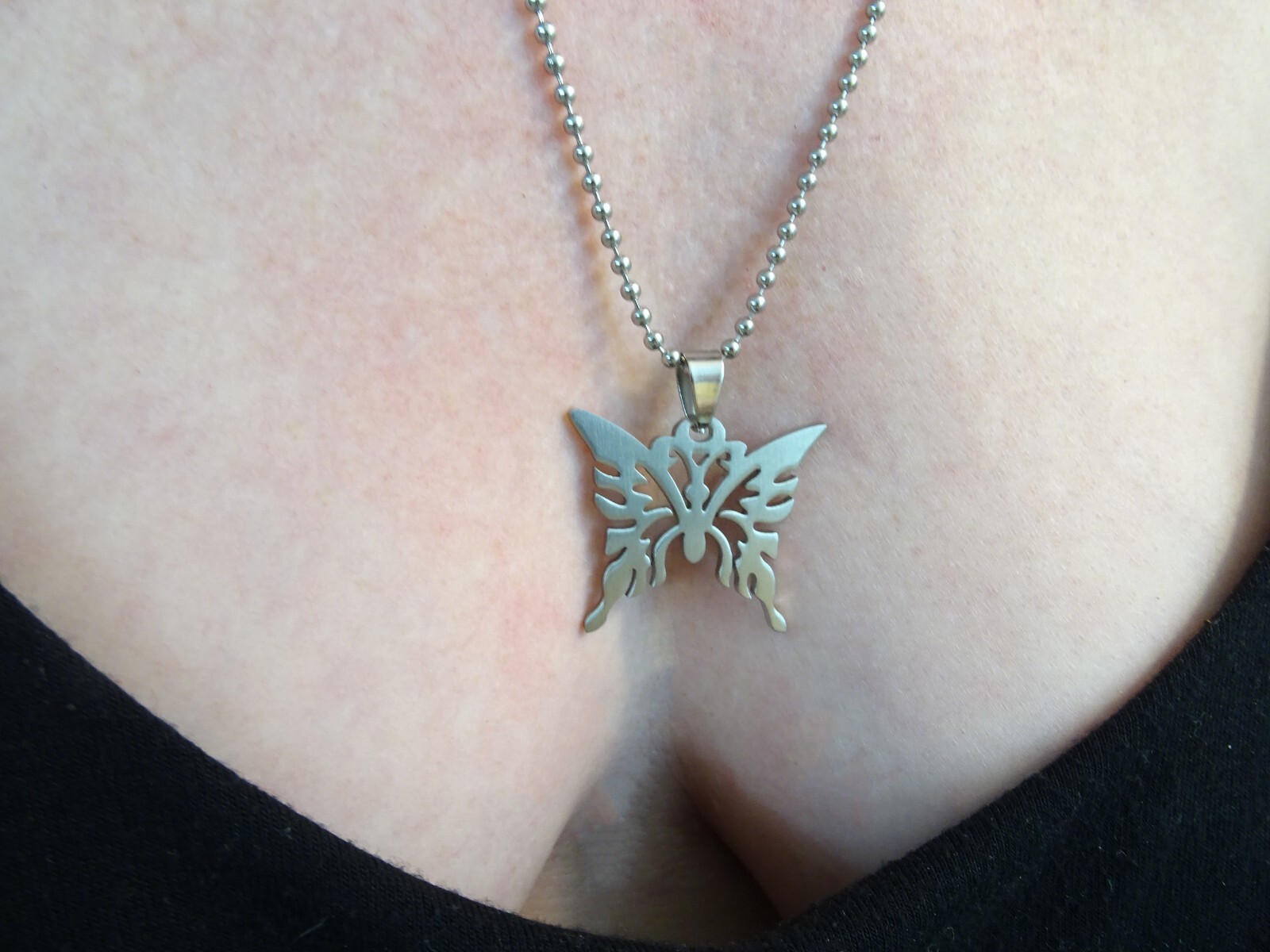 New Large Stainless Steel Butterfly 25” Steel Ball Chain Unisex Retro Necklace