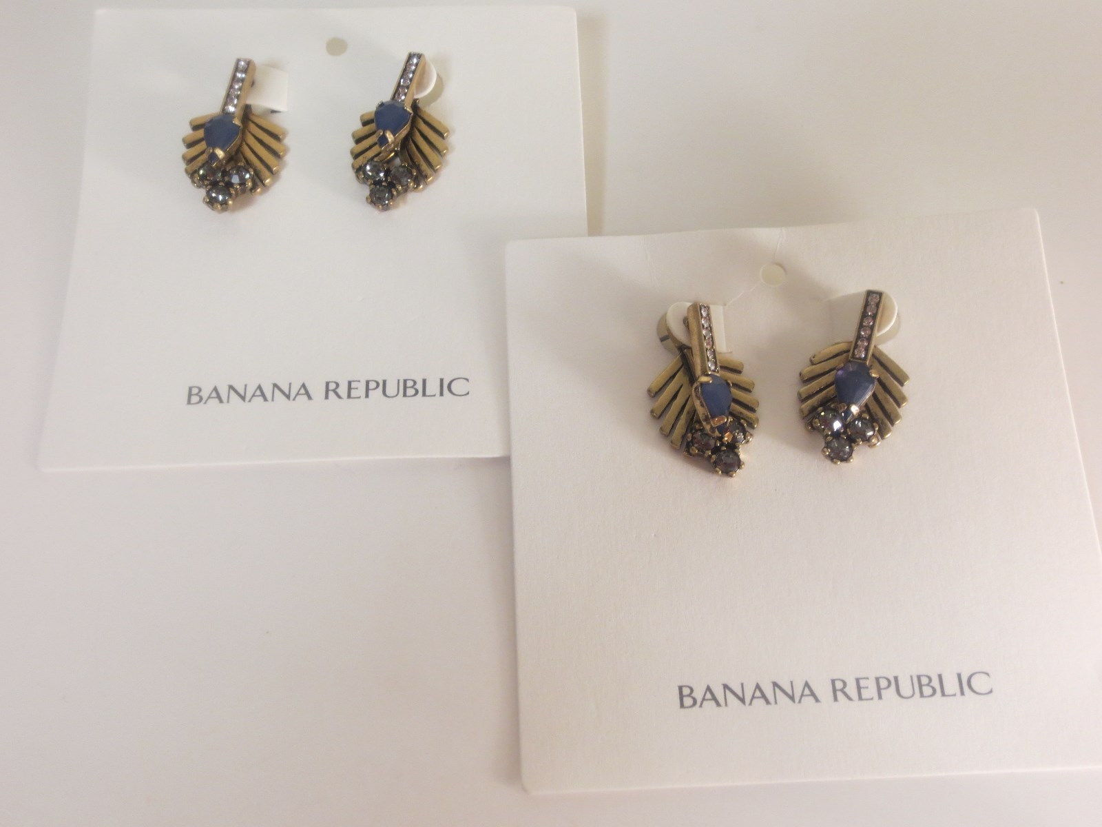 Banana Republic Feather Beaded Pendant Necklace Size One Size NWT $79.50