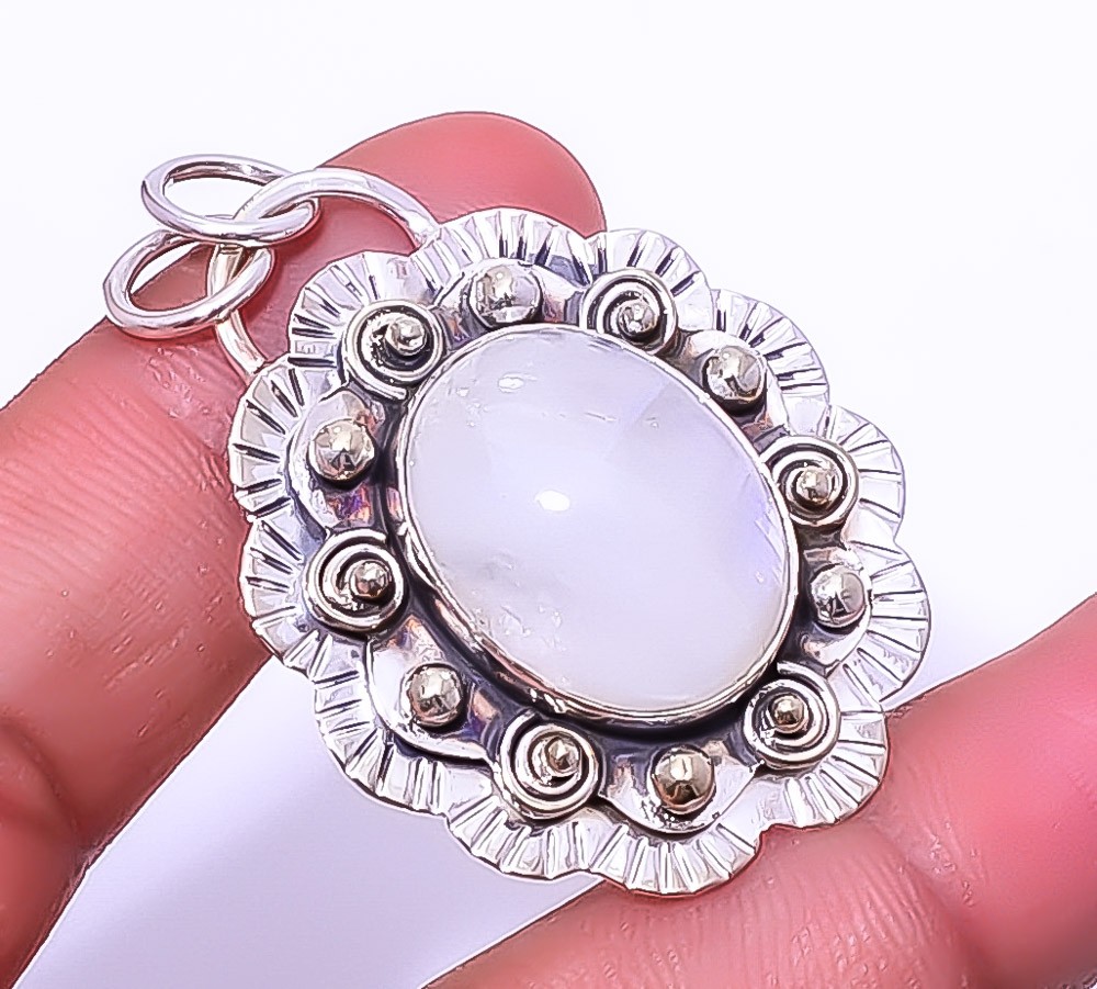 Moonstone – Shri Lanka Gemstone 925 Sterling Silver Handmade Pendant 1.95″ A326