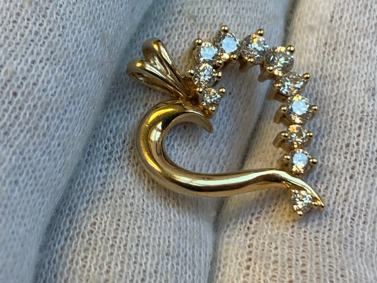 10K Yellow Gold Heart Pendant 1.87g Fine Jewelry Cubic Zirconia Charm *READ*