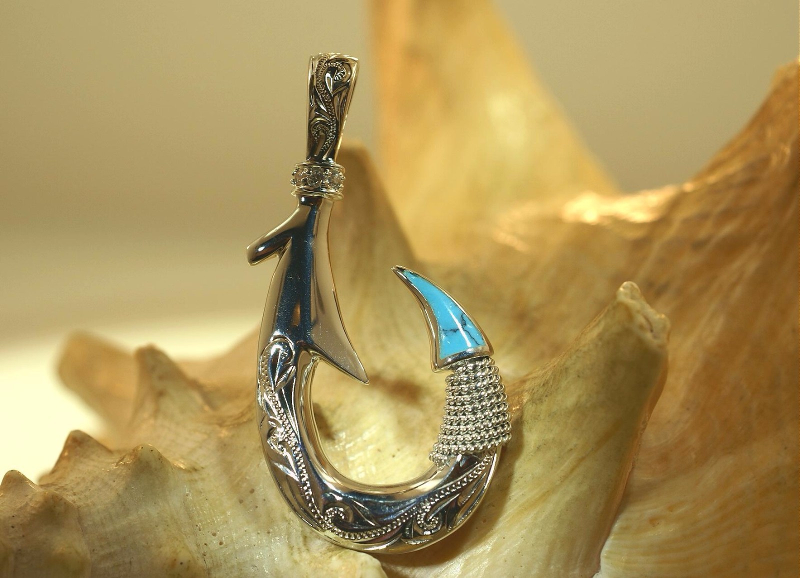 28MM HAWAIIAN 925 SILVER HEAVY DUAL SCROLLS FISH HOOK INLAY TURQUOISE CZ PENDANT