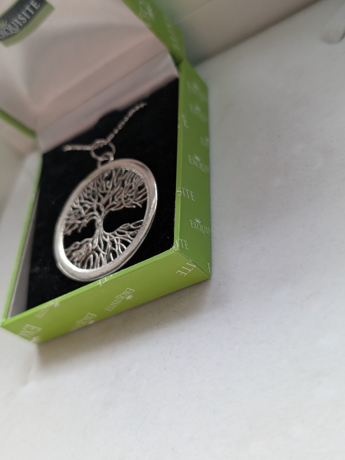 Tree of Life Pendant Diameter 40mm on Silver Tone Chain 16″ Brand NEW 13g in BOX