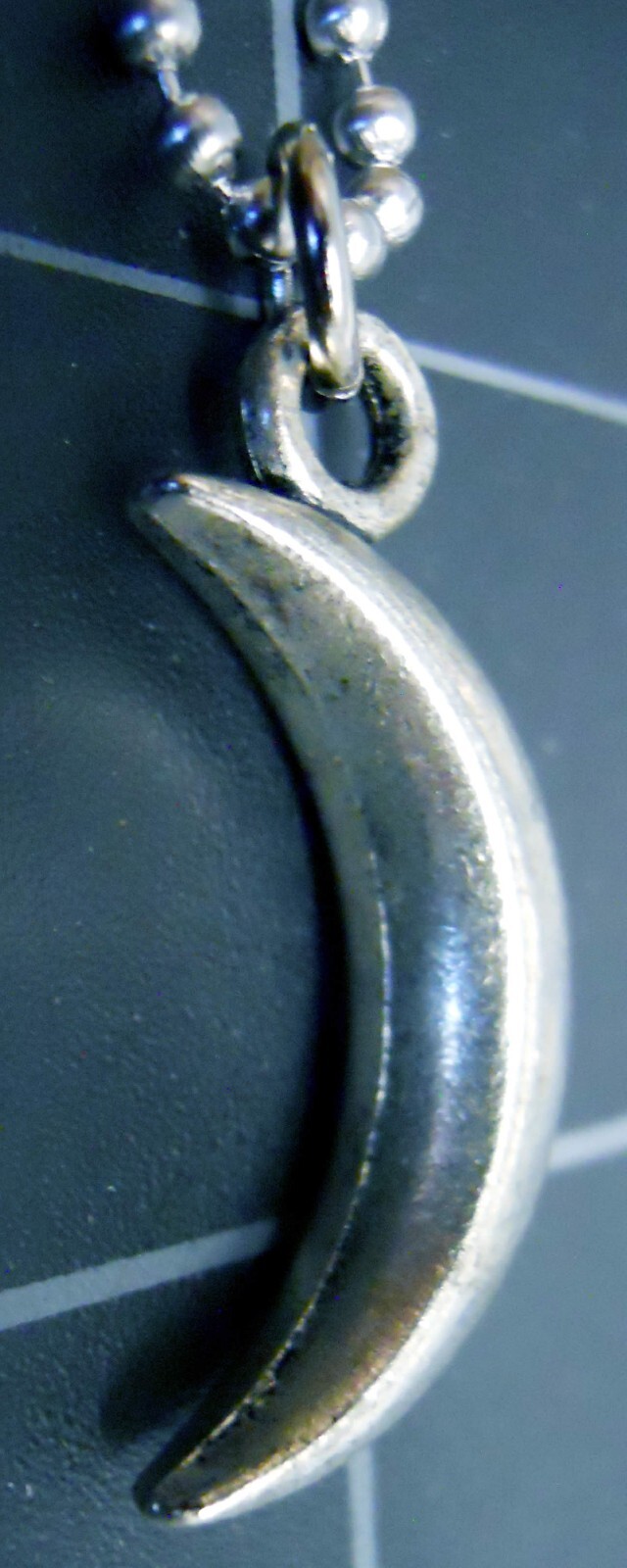 Necklace 3d Quarter Moon Pendant New Waxing Crescent Lunar Goddess Ball Chain