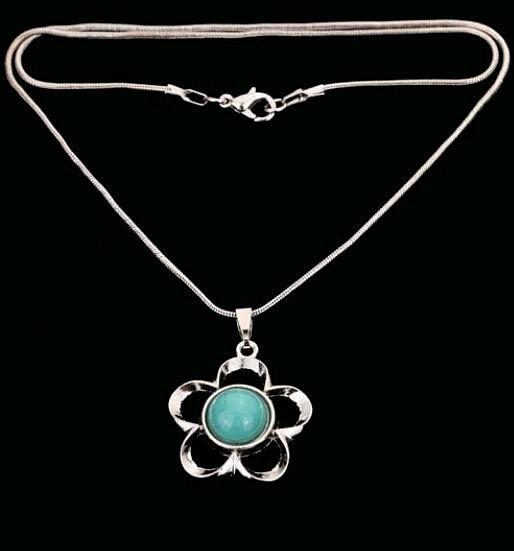 NEW WOMEN’S TIBETAN SILVER-TONE HOLLOW FLOWER TURQUOISE PENDANT NECKLACE