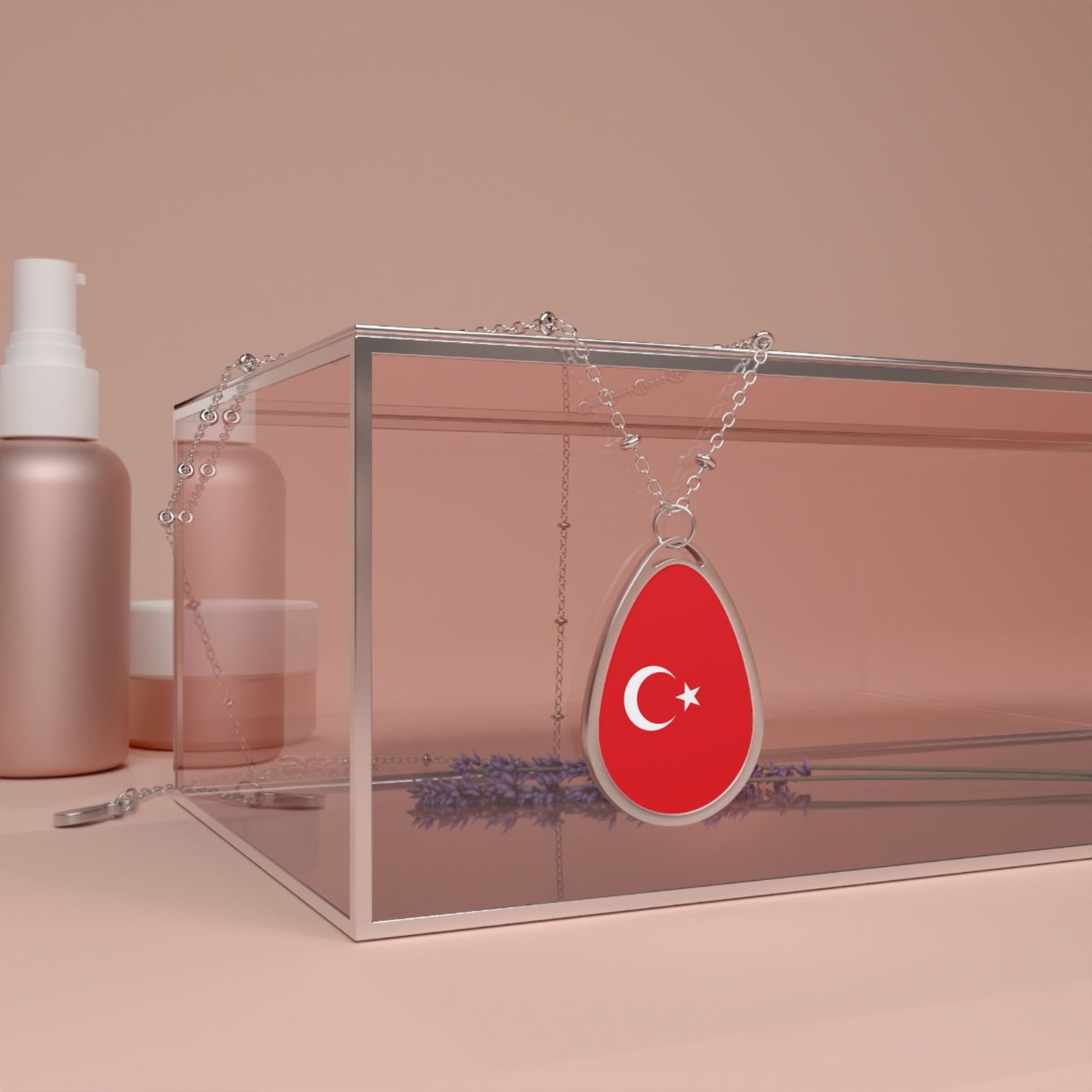 Turkey Flag Oval Necklace – Zinc Alloy Pendant – One Size / Silver