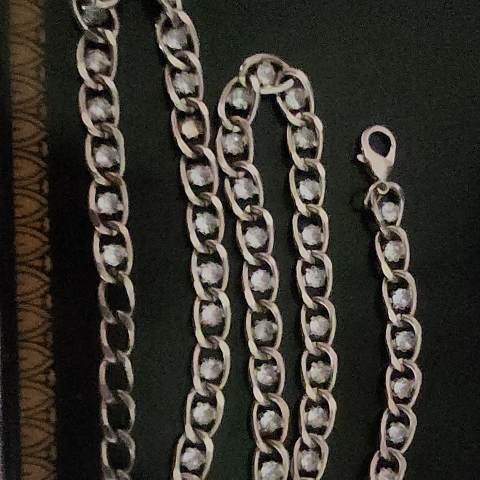 Silver Tone Metal Curb Link Chain Belt with Lobster Clasp *ONE STONE MISSING*