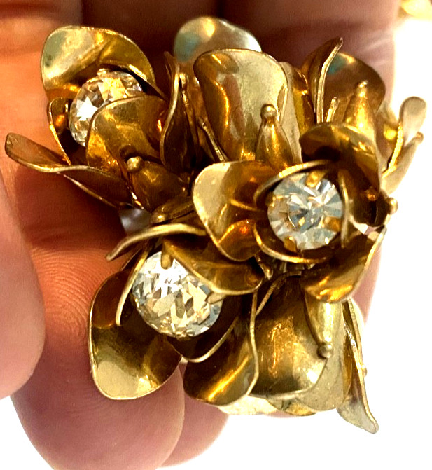 J Crew Gold tone Chunky Flower Pearl Crystal Bouquet Long Statement Necklace 30″