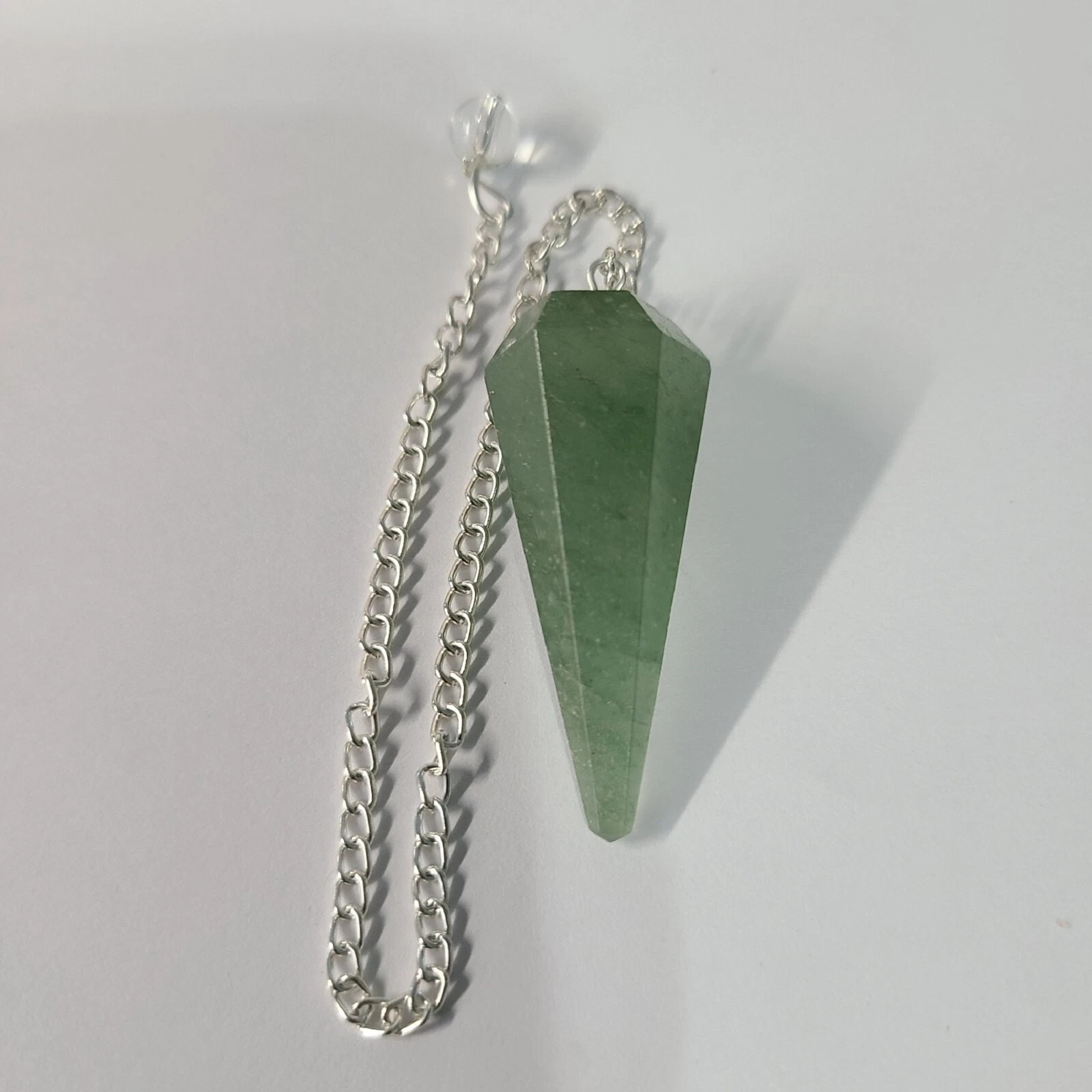 Beautiful Aventurine Pendulum & 7″ Chain! FREE SHIPPING IN THE USA!