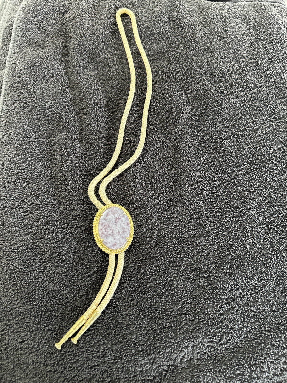 Polished Agate Gemstone Bolo Tie 18″ Woven Nylon Gold Tone Tips