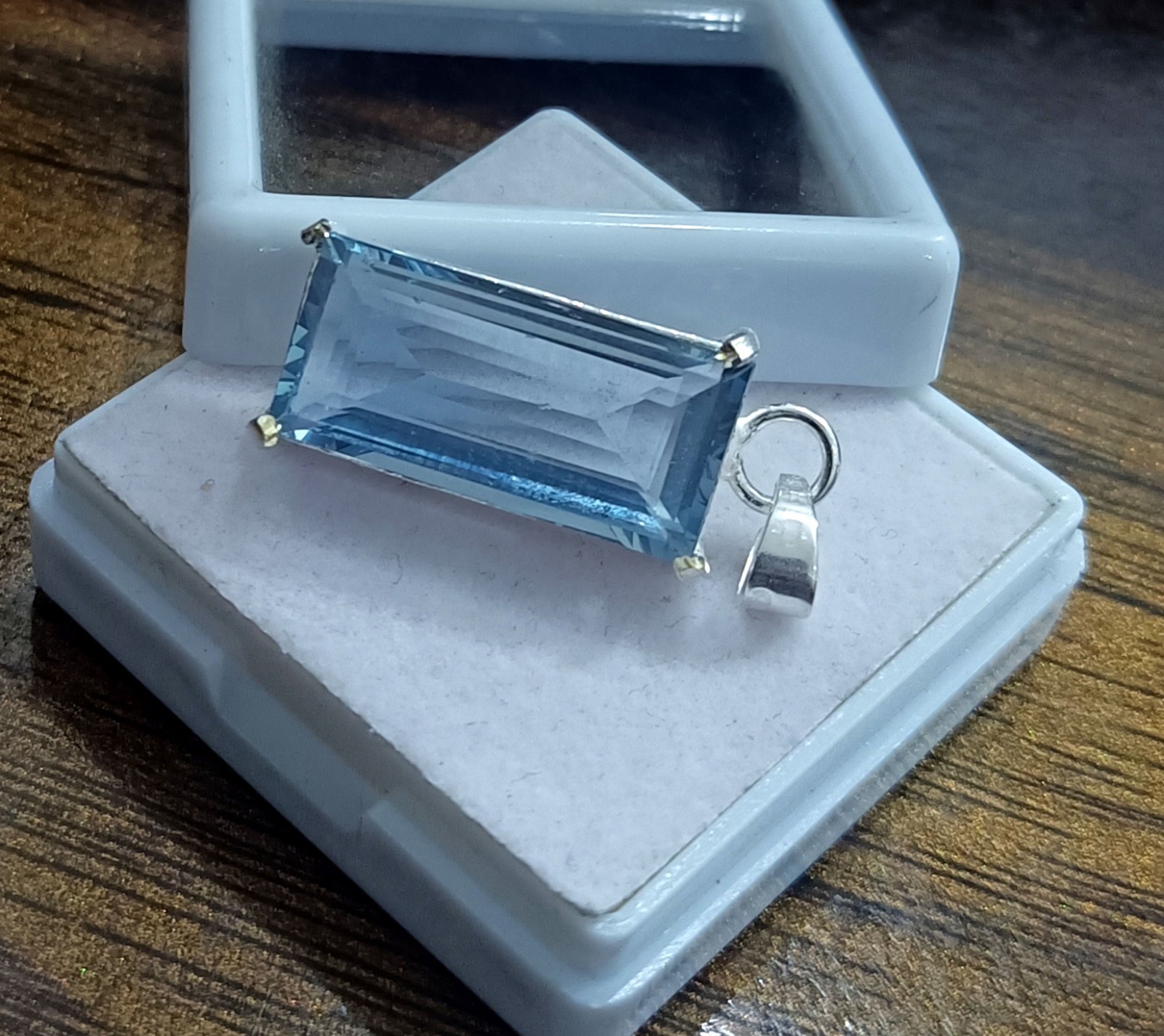 Luxury Santa Maria Blue Aquamarine Pendant 26 Ct Certified 925 Silver