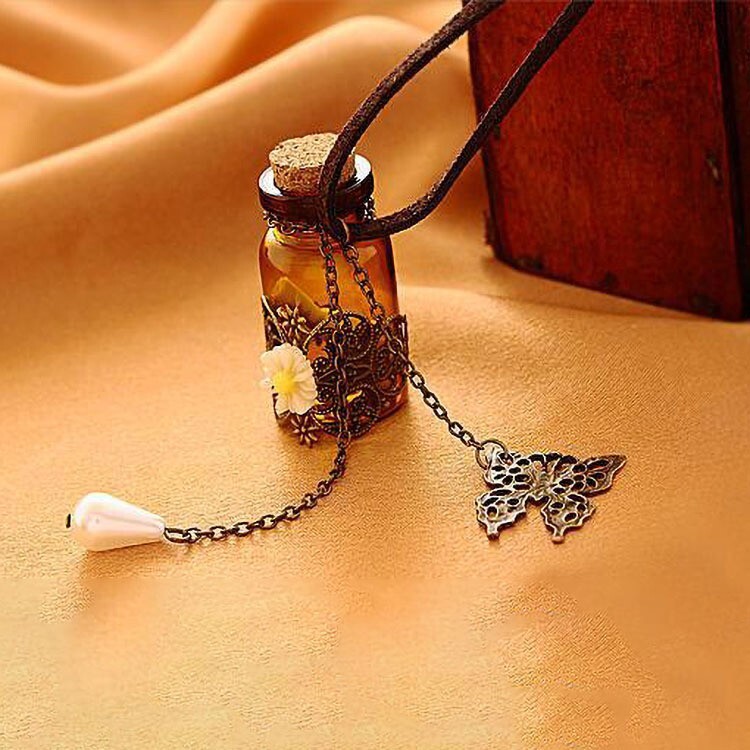 Wishing Little Retro Bottle Auspicious Pendant Butterflower Long Train Necklace