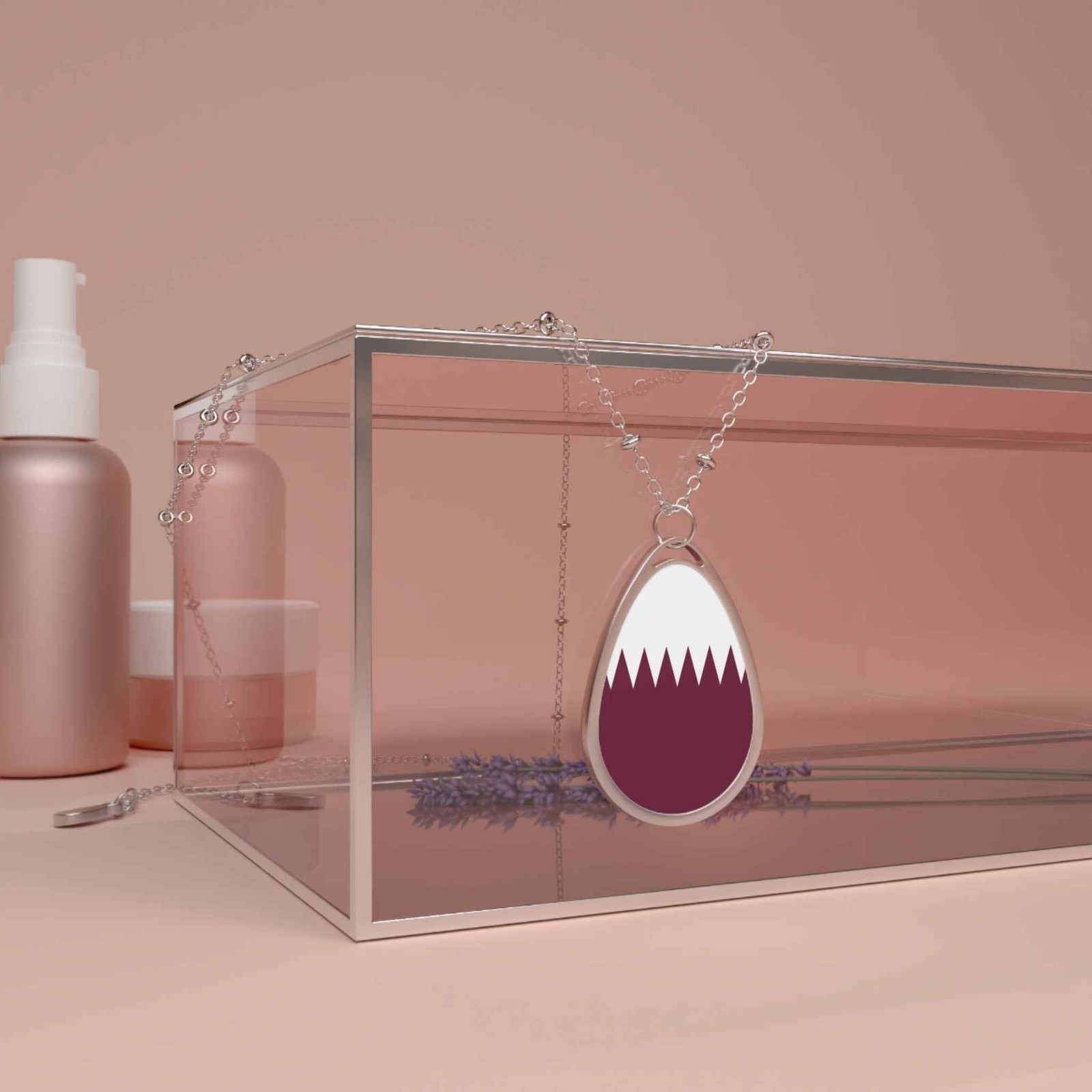 Qatar Flag Necklace – Oval Qatari Heritage Pendant – One Size / Silver