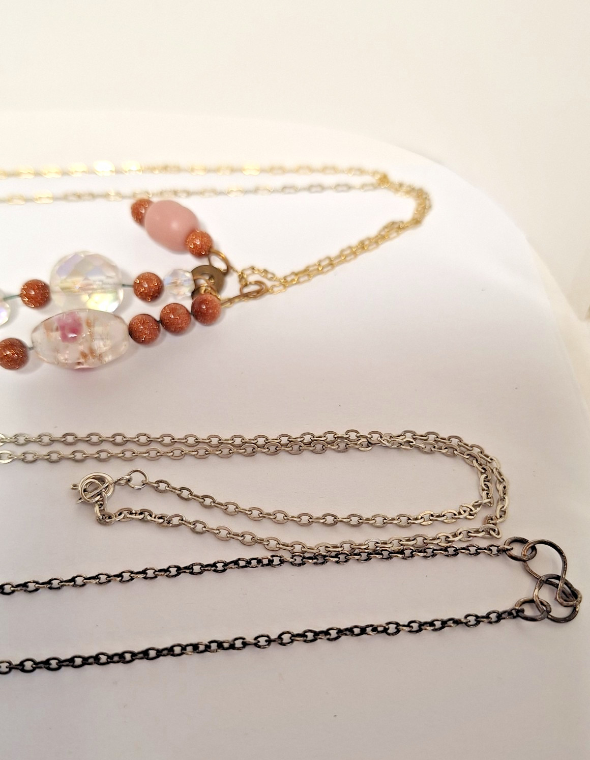 Lot of 5 Unbranded Wearable Fashion Jewelry Necklaces
