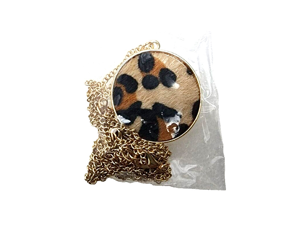 Beautiful 8 pieces Gold Plated Earrings, Necklace, & Bracelets for Bridal Party