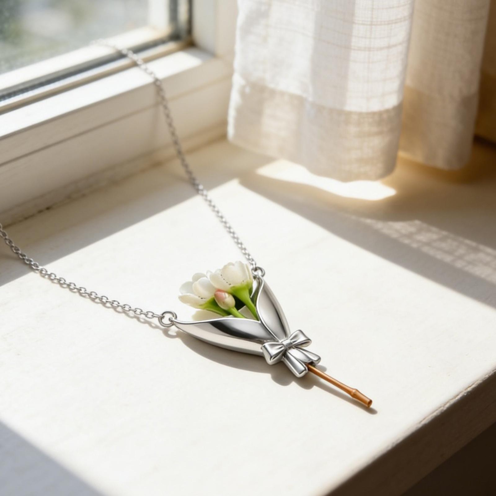 Bouquet Necklace Flower Holder Necklace Pendant Floral Vase Necklaces Gift