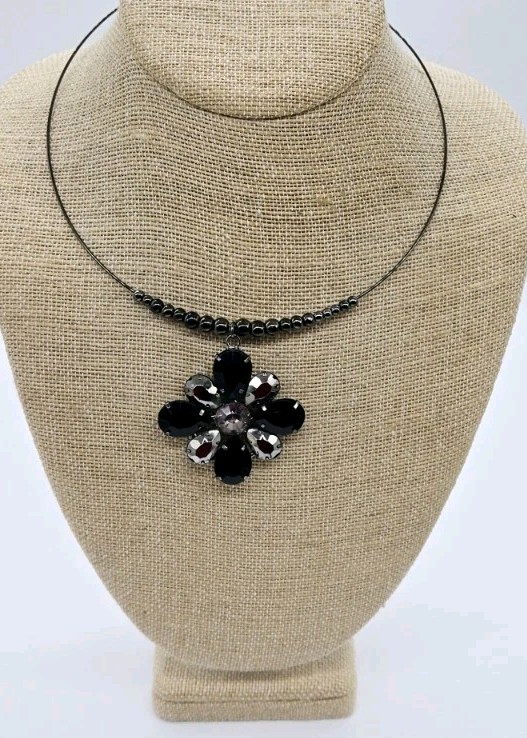 Wire Choker Pendant Necklace Crystal Flower Black Grey Macy’s Wrap Around