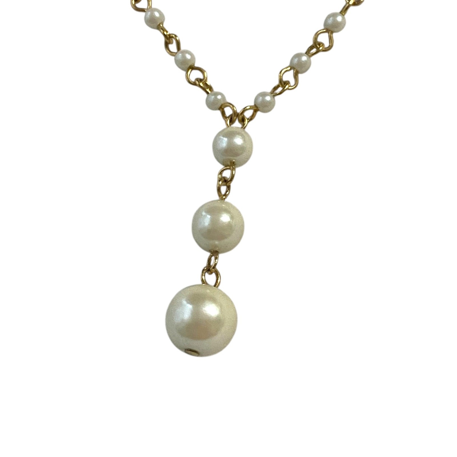 Faux Pearl Necklace 18″ Gold Tone Cocktail Costume Minimalist