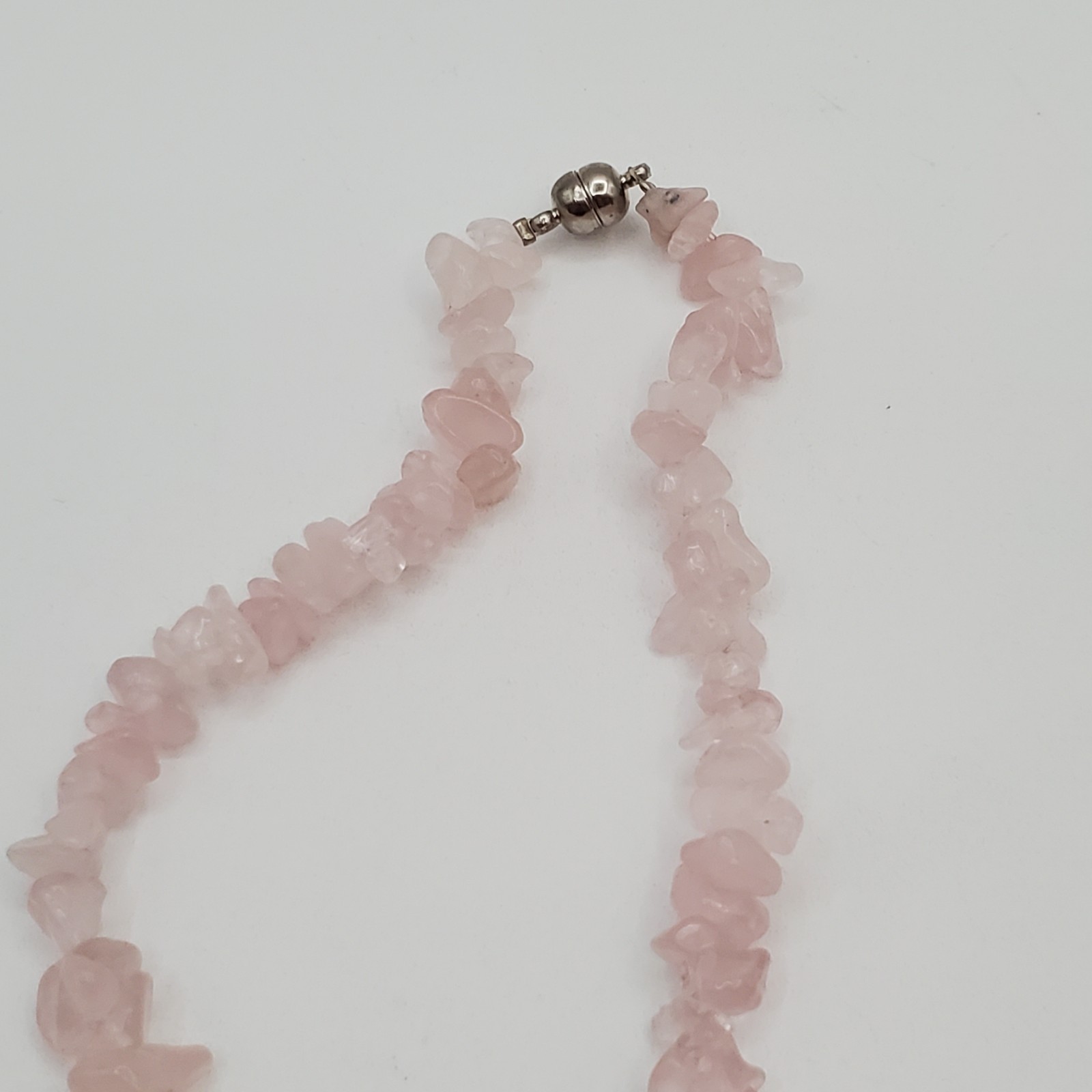 Rose Quartz Gemstone Chip Bead Necklace 23in Pale Pink Stones Magnetic Clasp VTG