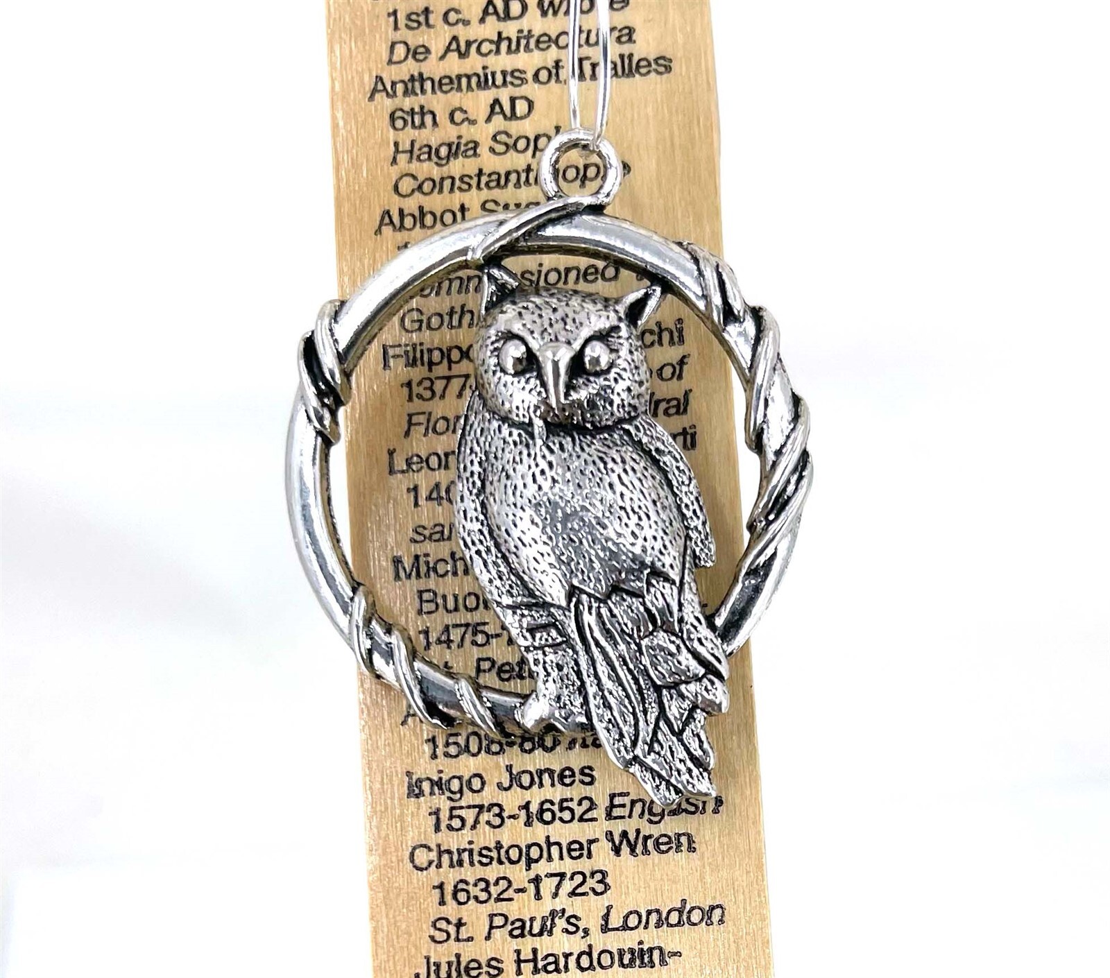 Vintage Tibetan Style Antique Silver Owl Medallion Pendant bird for Necklaces