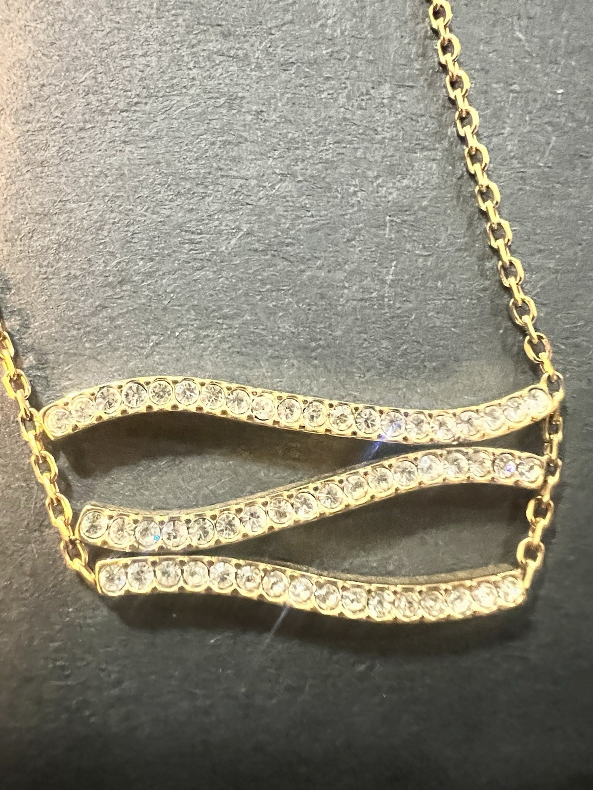 Michael Kors Gold Tone Pavé Crystal Wave Bar Pendant Cable Chain Necklace