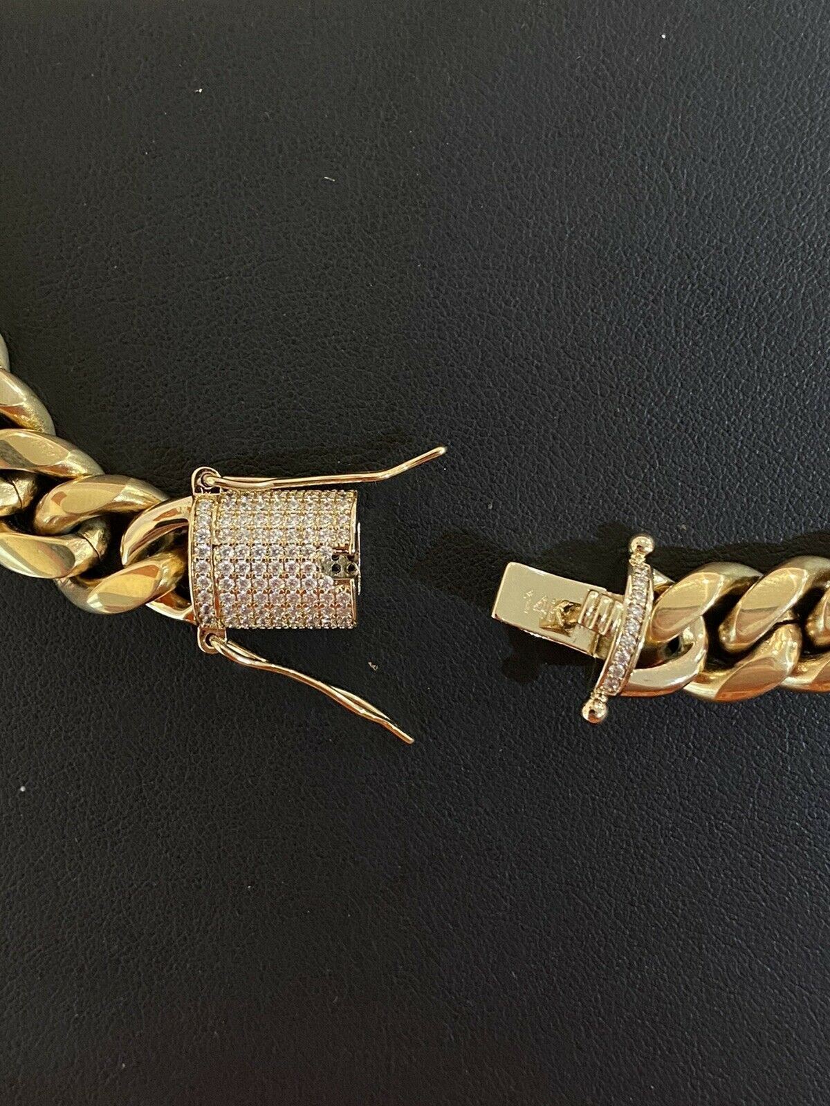 Mens Miami Cuban Chain 14k Gold Plated SS Choker Simulated Diamond Box Lock 18″