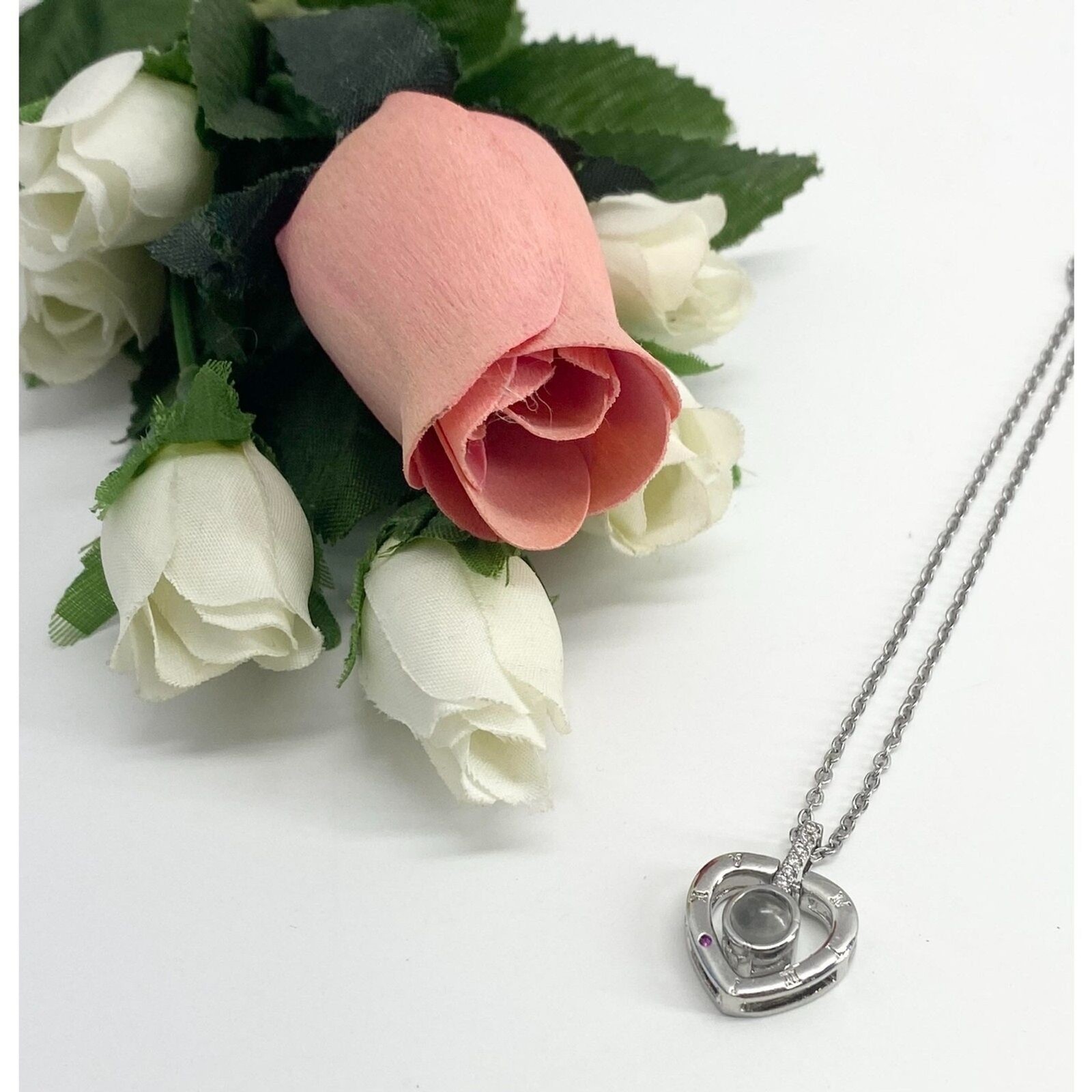 Heart Necklace I LOVE YOU in 100 Languages Projection Heart Silver Plated Love