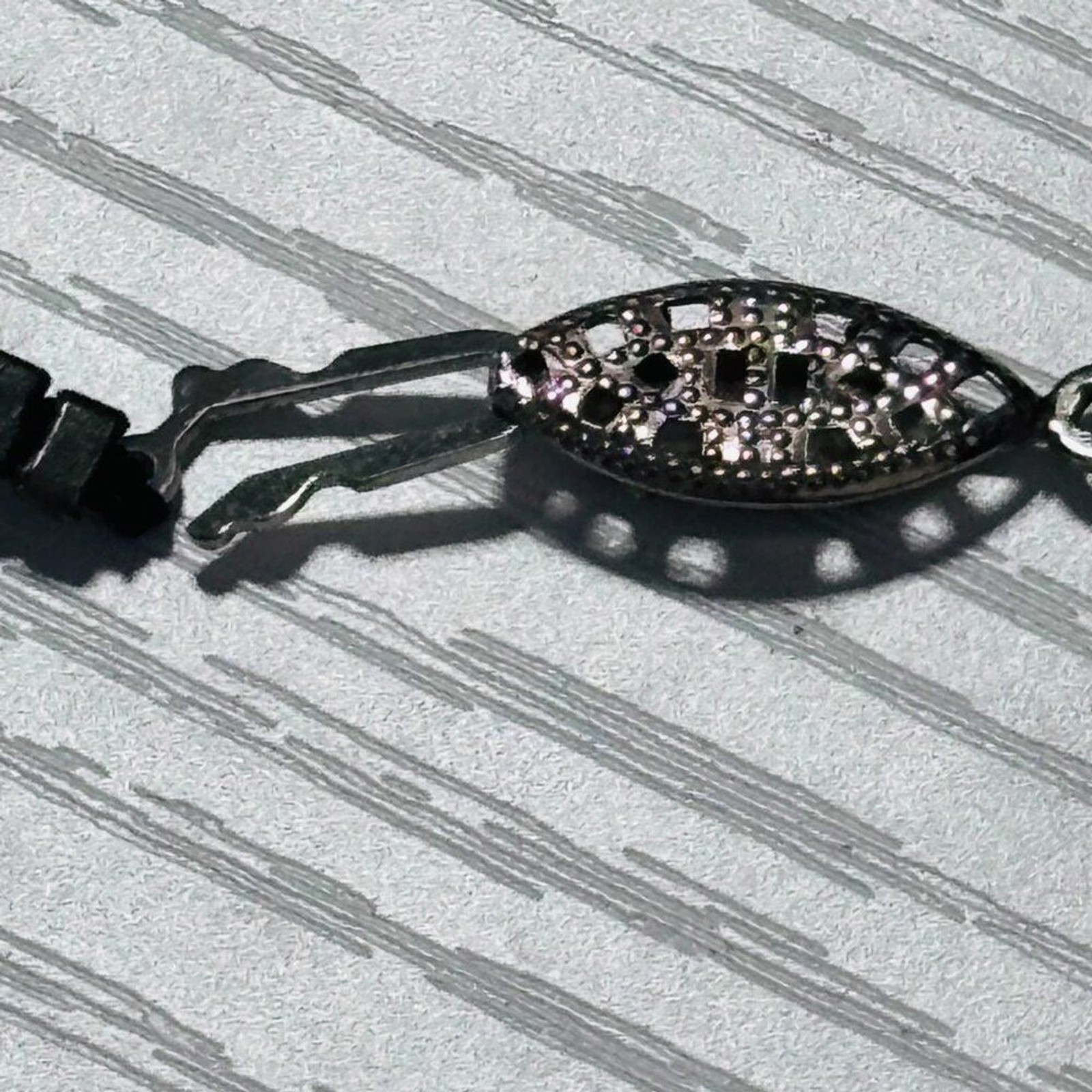 Black Peacock Pearl Beaded Necklace 18” Iridescent Classic