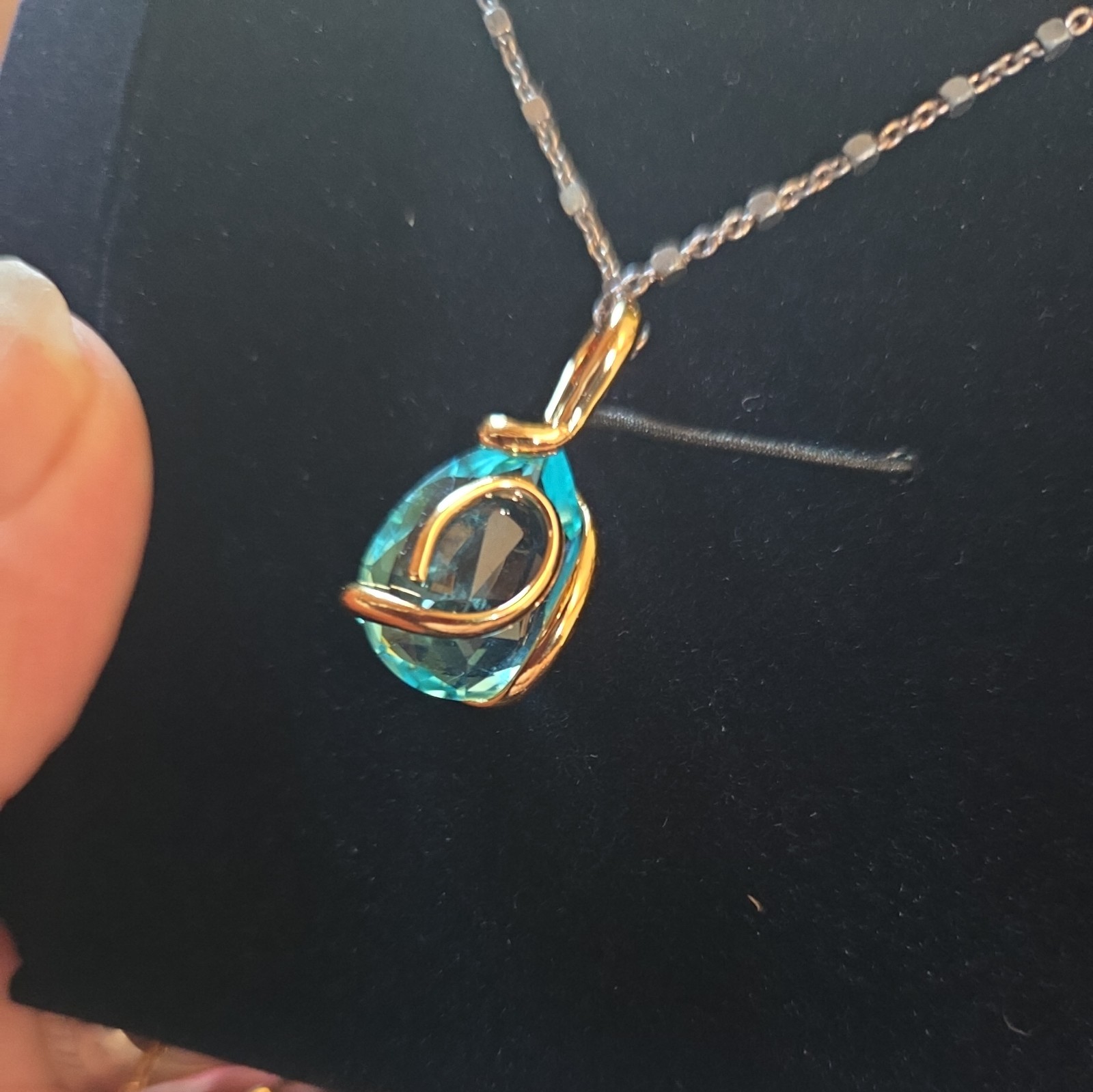 STAUER 18” Cristalli Fluente 24k finished Pendant Necklace Aqua NIB