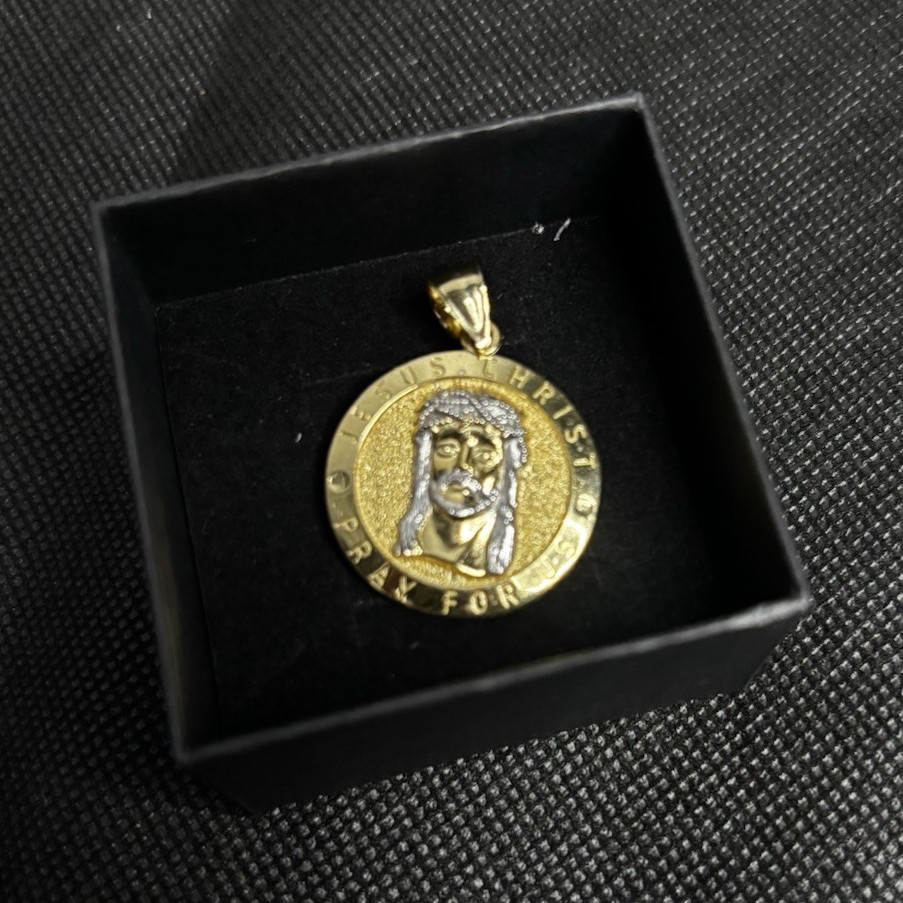 Gold solid 10k two tone Jesus face Pendant yellow/white 10k gold solid