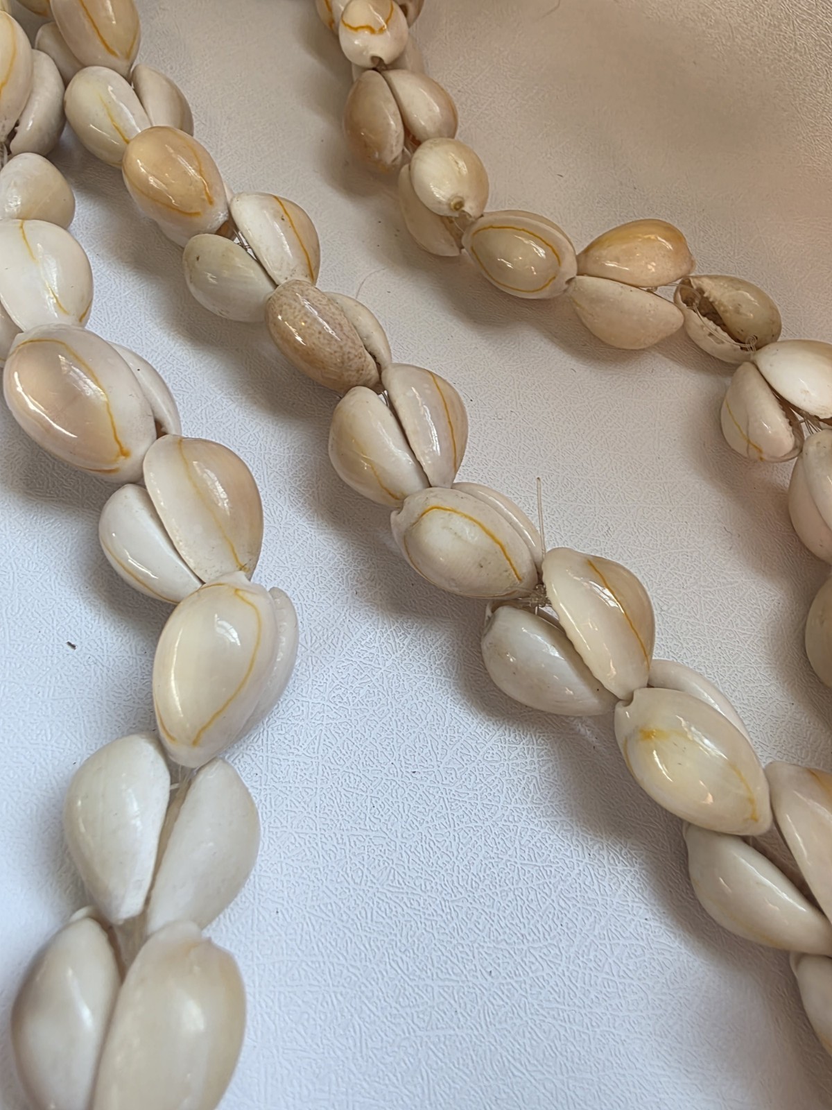 Vintage Hawaiian Lei Cowrie Shell Cluster Necklace Tropical Statement 46″
