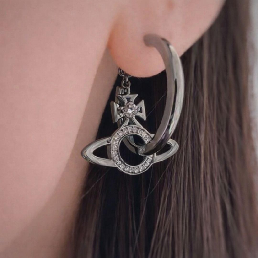 Vivienne Westwood Earrings MIRANDA Orb Hoop Dangle Gunmetal w/Pouch NO BOX