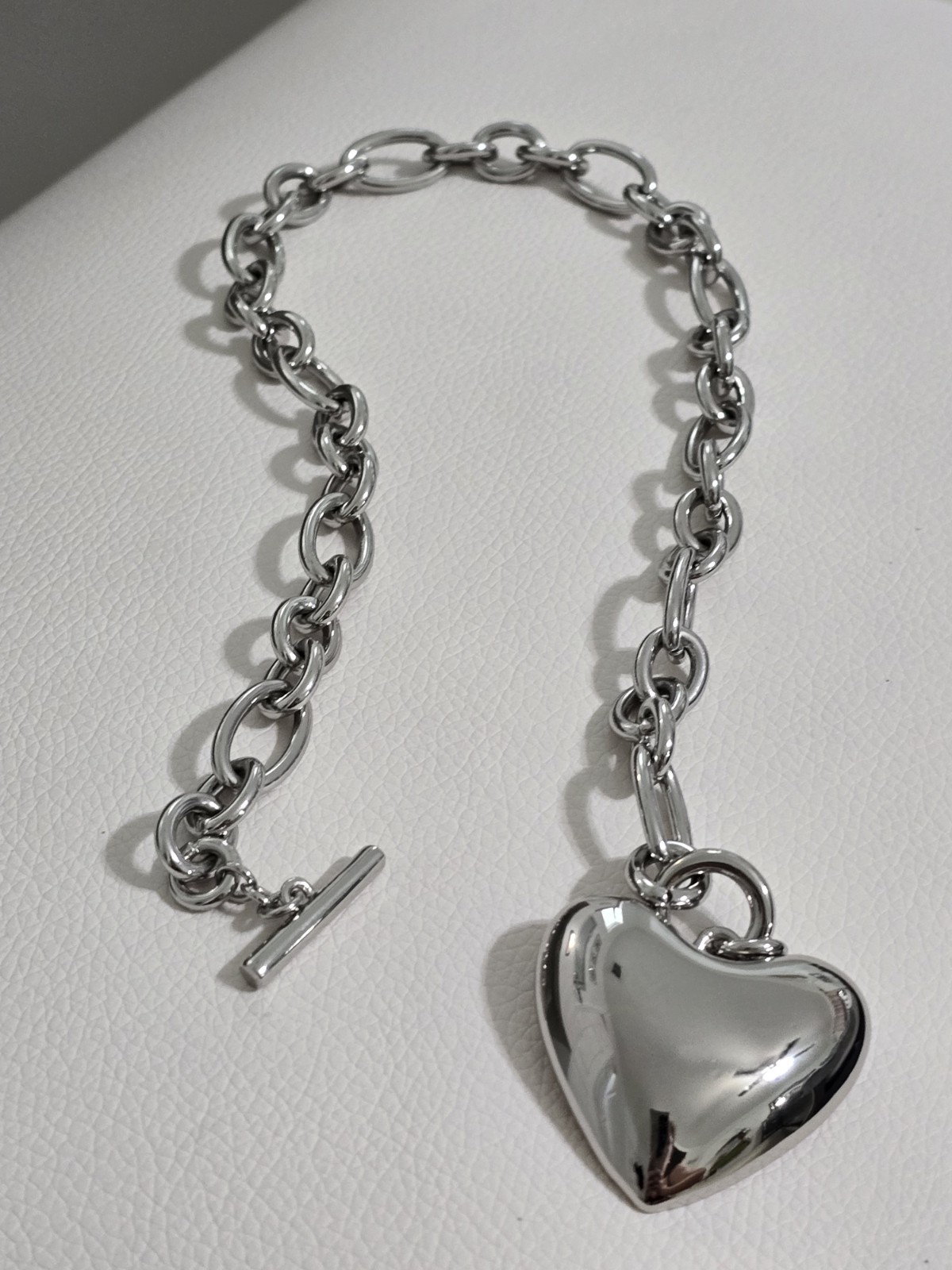 Silver Tone Oval Link Chain Necklace Heart Charm Pendant Toggle Clasp Love