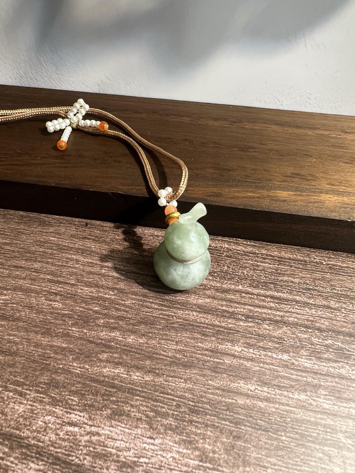 Natural sleeve jade gourd necklace