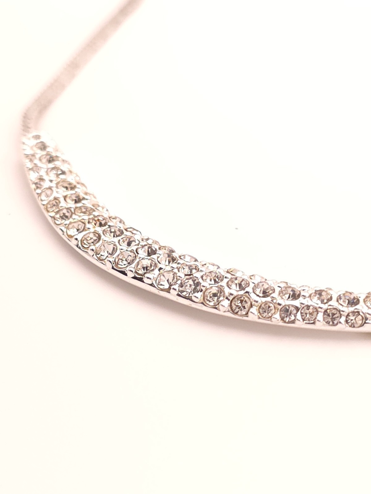 Vtg Trifari Signed Silver Tone Crystal Curved Bar Chain Necklace