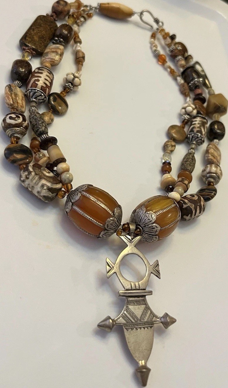 Global Trade Bead Necklace Amber Gemstone DZI Shell Glass Tuareg Cross Pendant