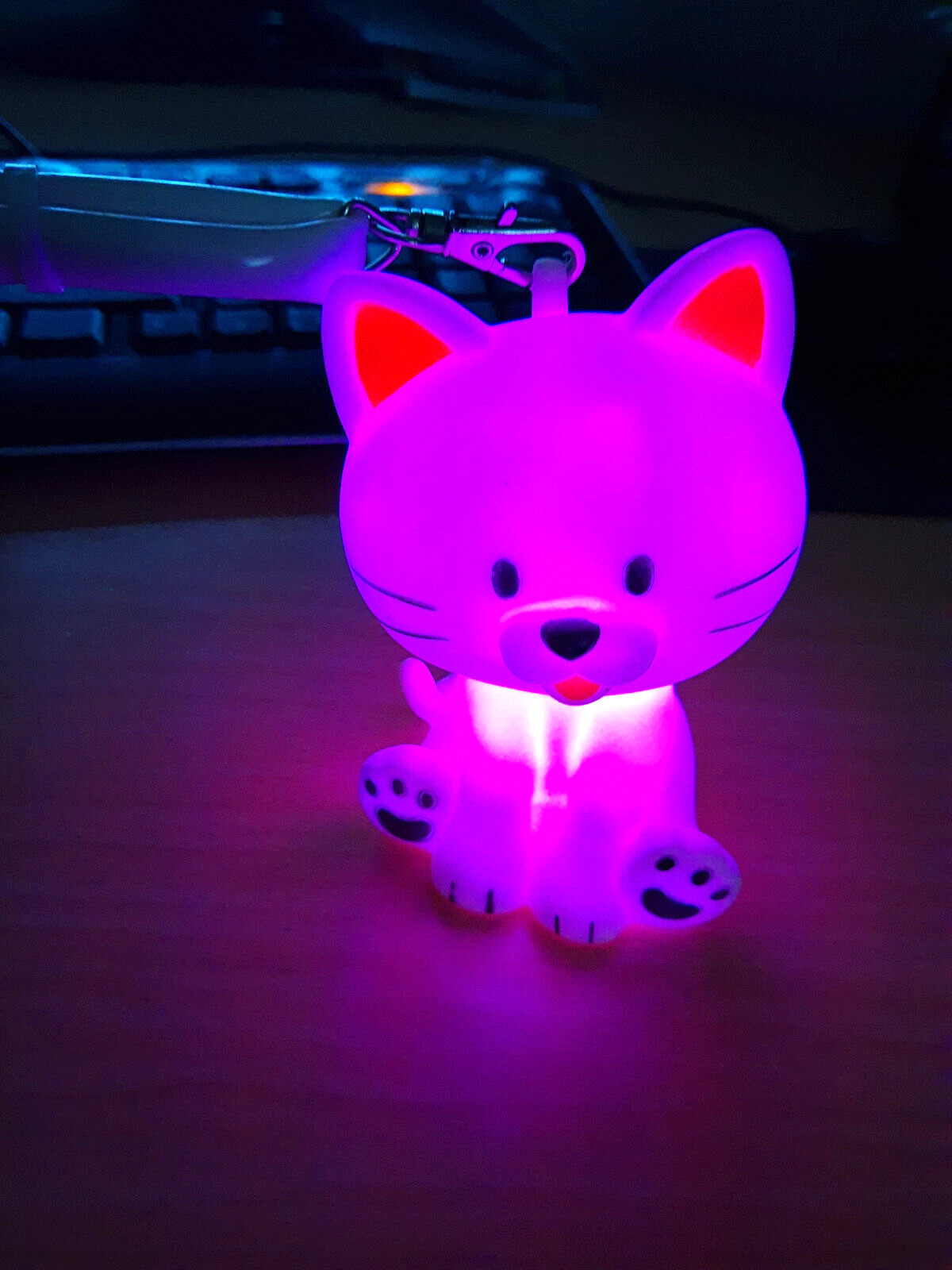 Concert WHITE CAT Multi-Function GLOW Necklace for Adults OR Kids! AWESOME FUN!