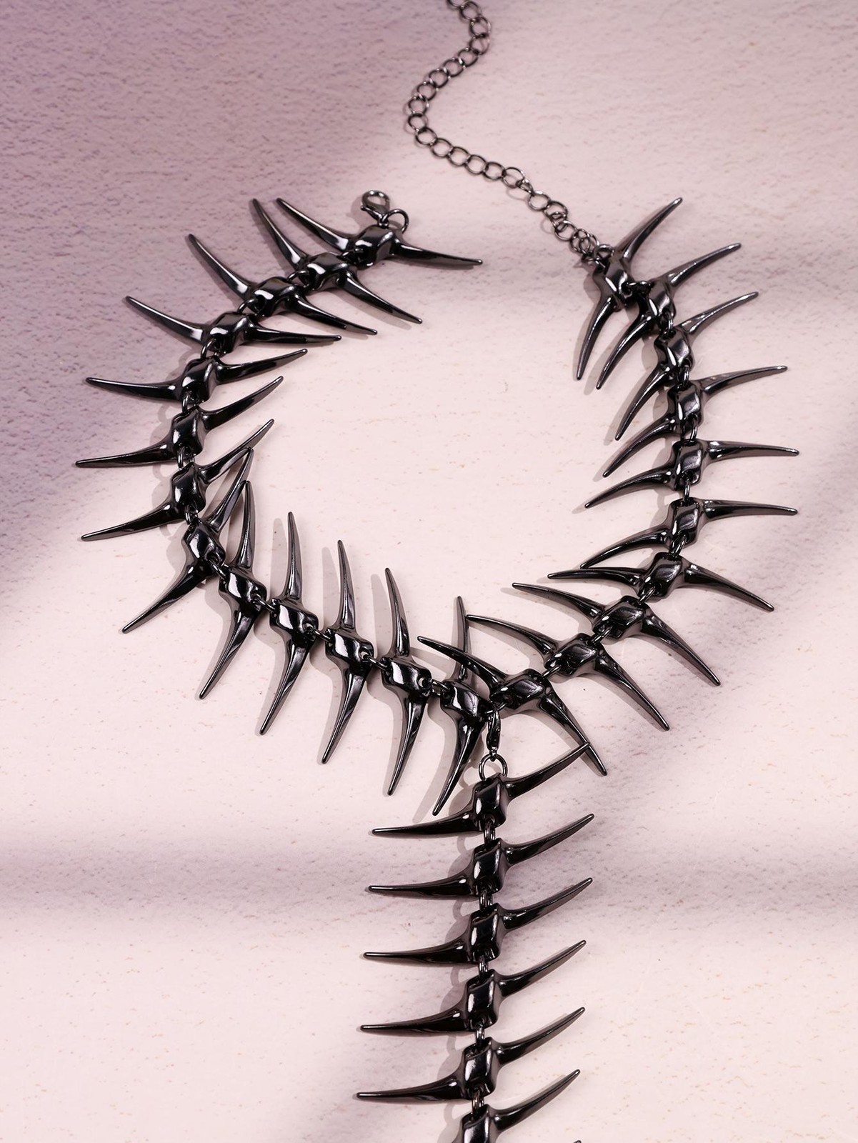 Women’s Thorn Skeleton Alloy Necklace Gothic Punk Hip Hop Pendant Jewelry Gift
