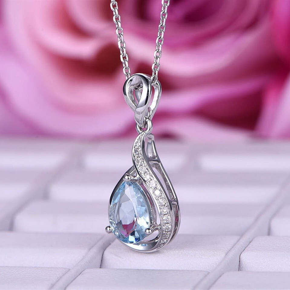 Silver Plated Teardrop Necklace 2 CT Simulated Christmas Gift Pendant for Girls
