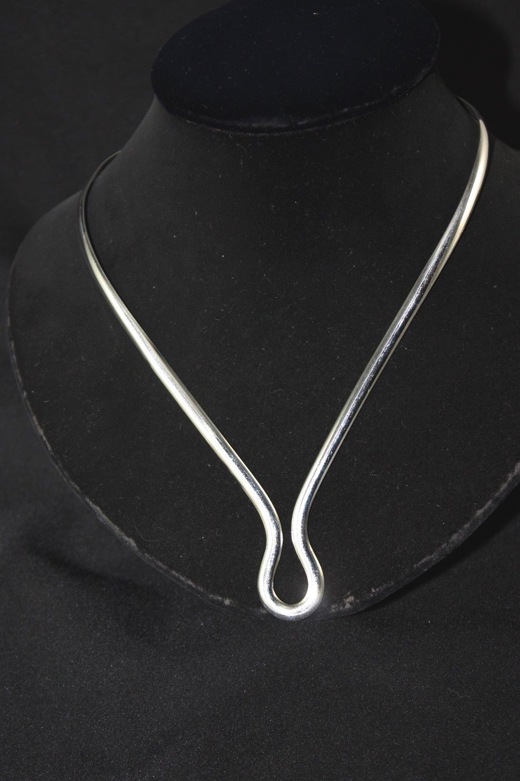 .925 Sterling Silver Plated Choker Collar Necklace V Shape Shiny Fashion Jewelry