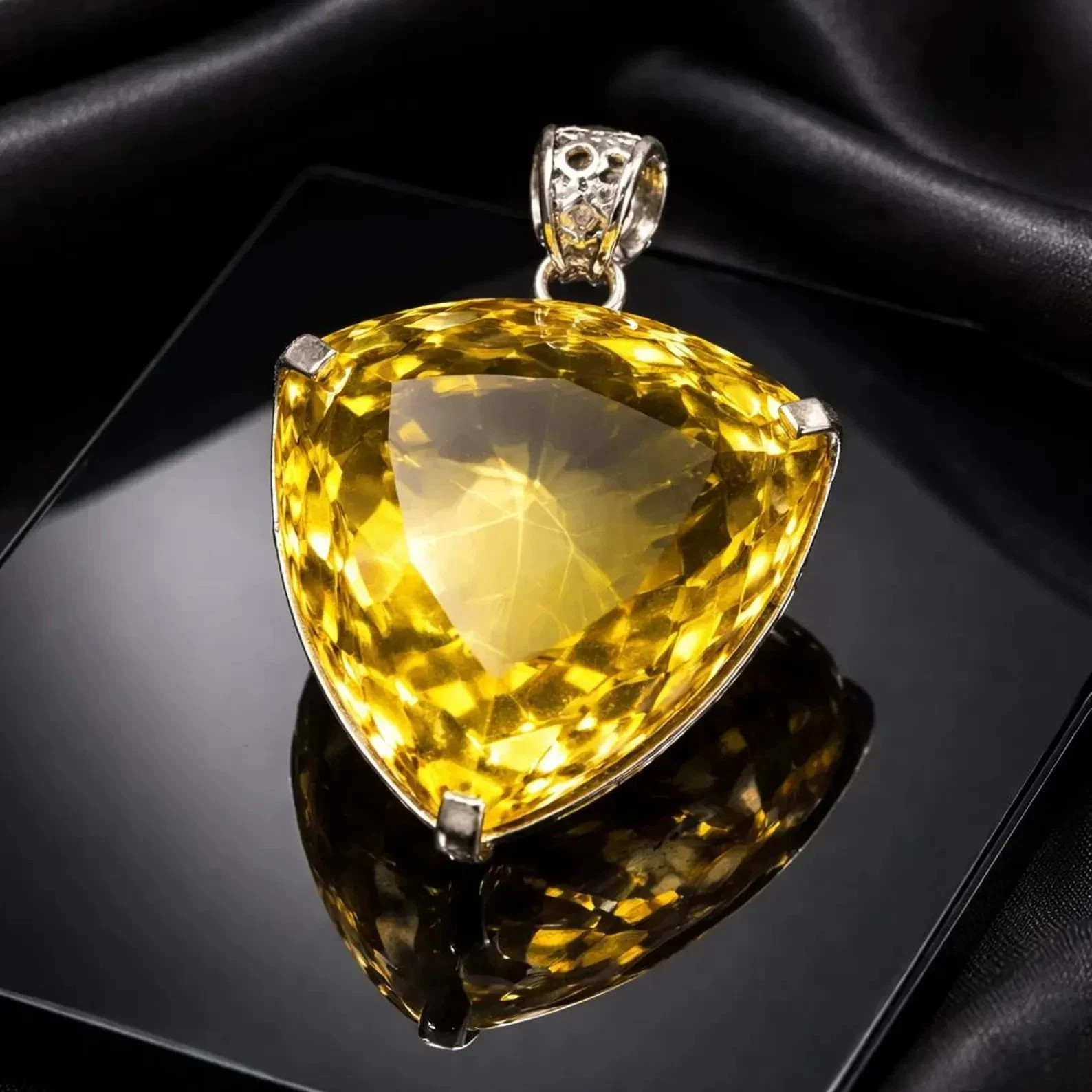 55 CT+ Flawless Yellow Topaz Pendant 925 Sterling Silver Plated Handmade Jewelry