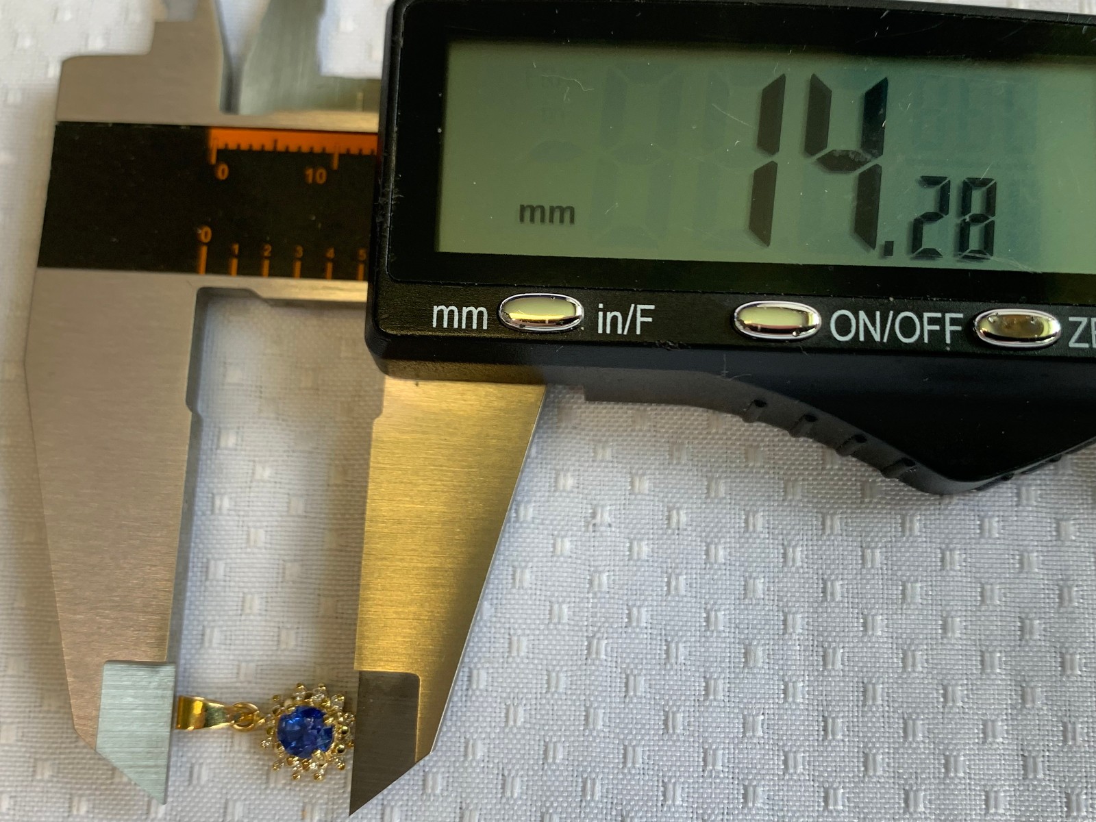 14K Yellow Gold Charm .91g Fine Jewelry Sapphire Color Stone Charm *READ*