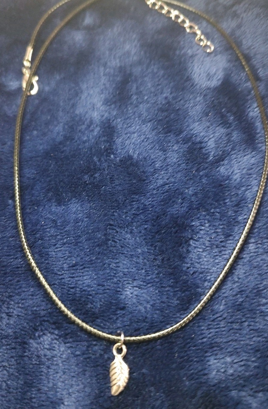 Silver Leaf Tree Nature Plant Charm Pendant Leather Rope Cord Necklace Jewelry