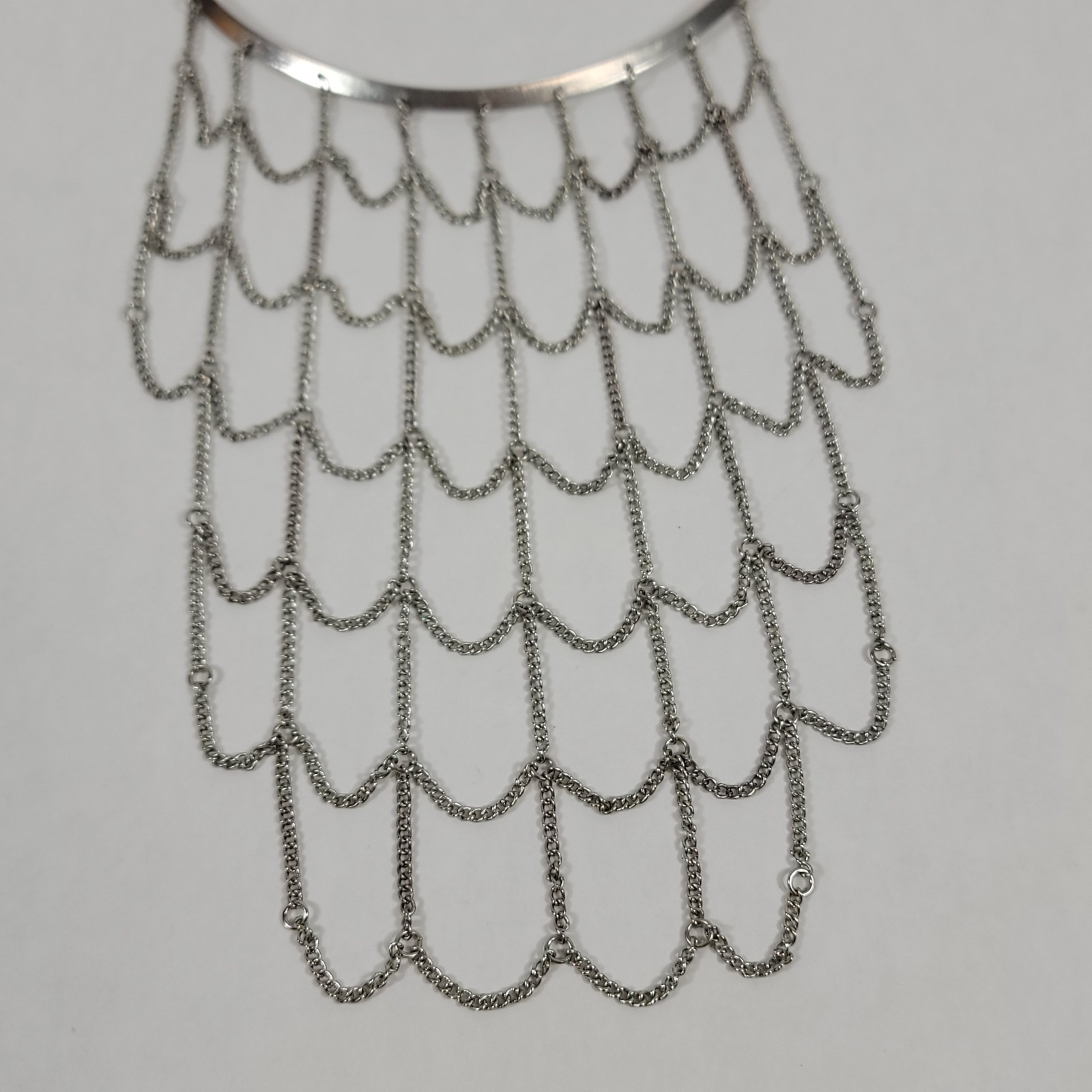 Unique Hoop Collar Chainmail Chainlink Style Silver Tone Metal Necklace Choker